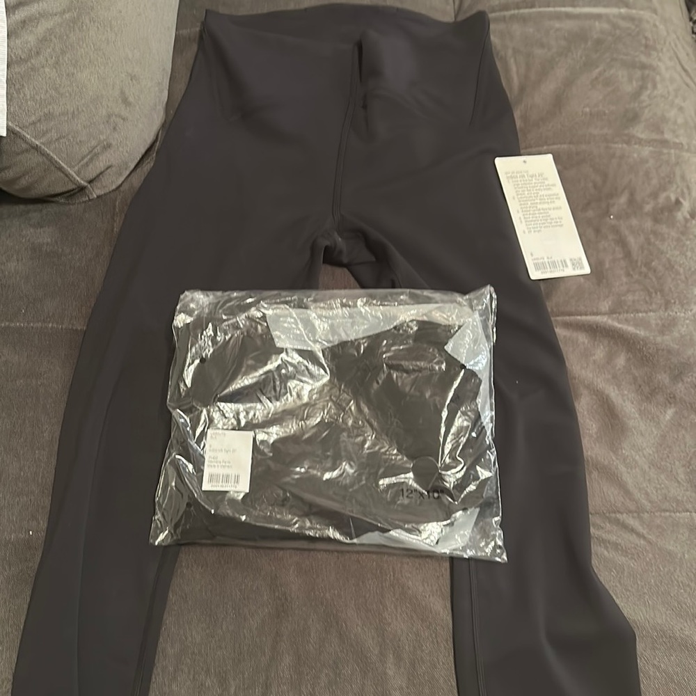 Lot of 2 LuluLemon InStill Leggings 25"